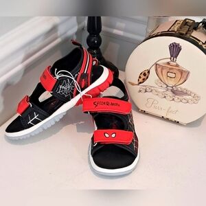 Spiderman Marvel Boys Sz 12M Double Velcro Strap Sandals NWT
